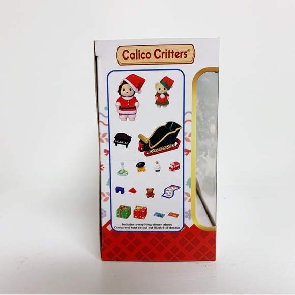 Calico Critters Mr. Lion's Winter Sleigh Holiday Set and Light Up Street Light - Picture 3 of 7